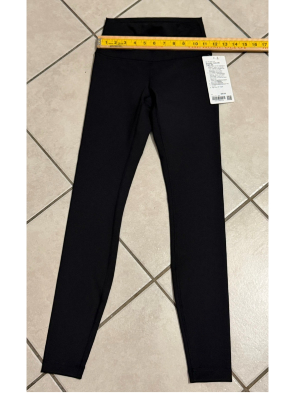 LULULEMON WUNDER TRAIN HIGH RISE LEGGING 28” BLACK COLOR SIZE 4 - Picture 3 of 7